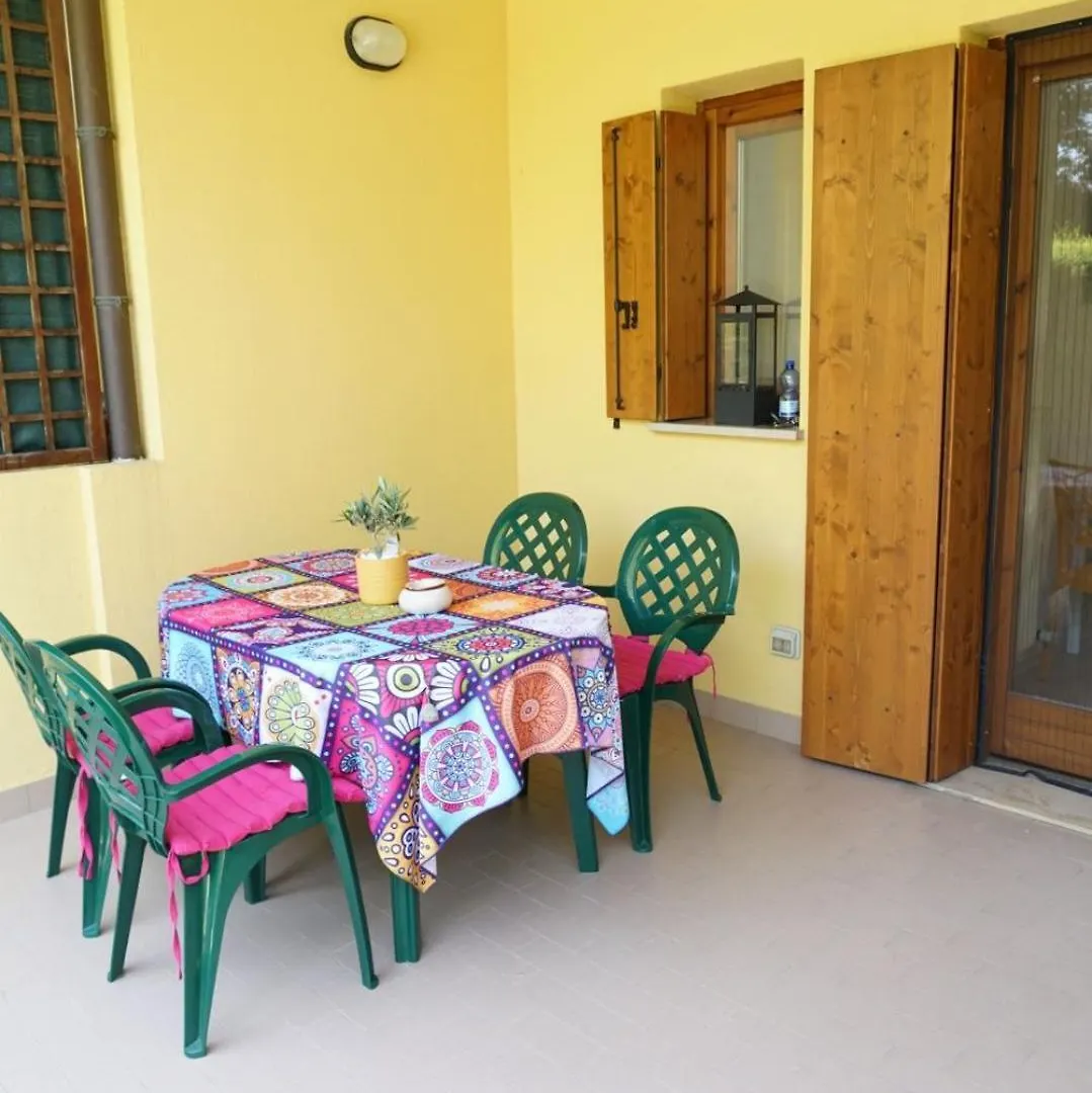 Dagi'S Dolcevita Apartments Colà Italia