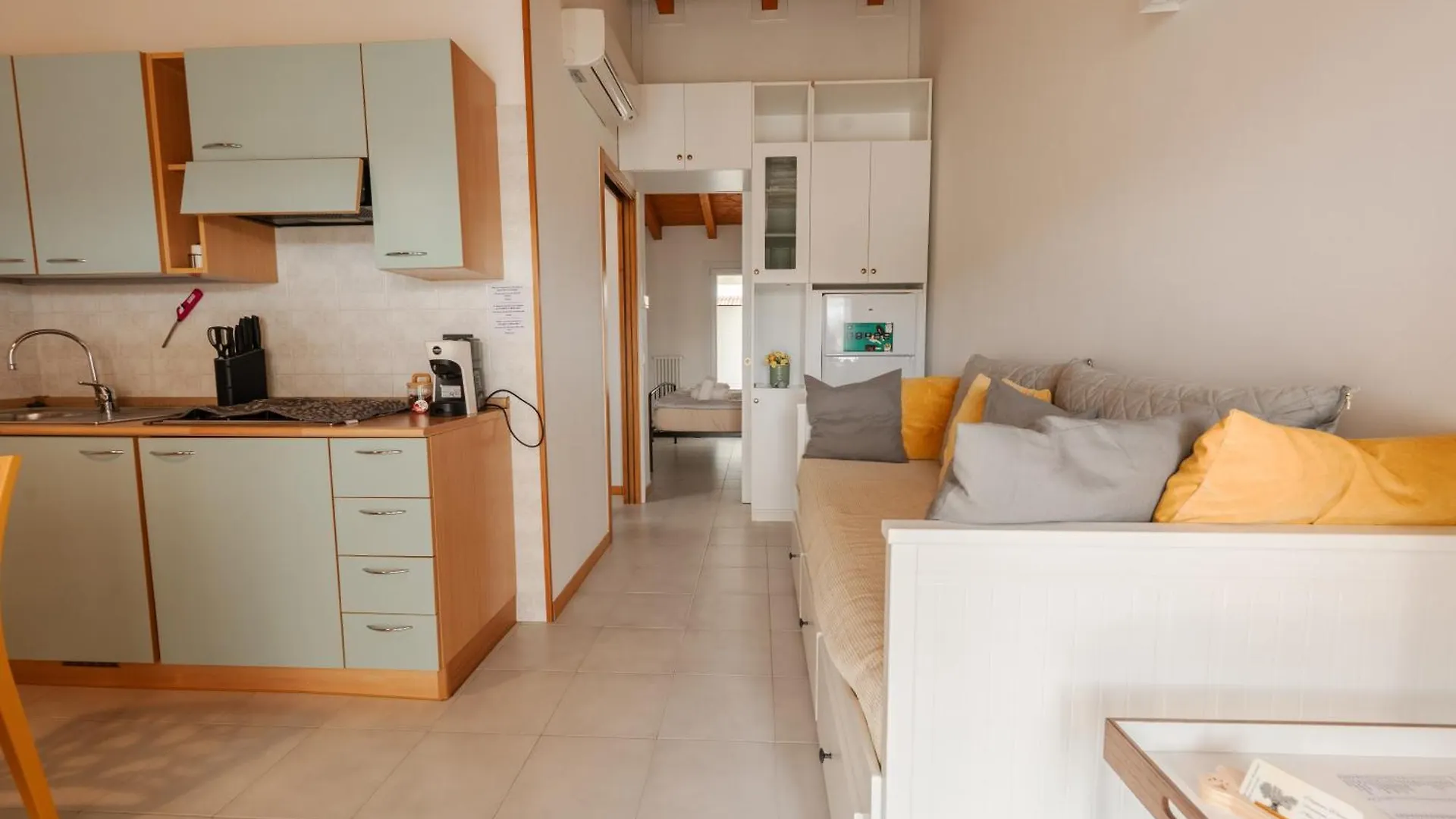 Dagi'S Dolcevita Apartments Cola